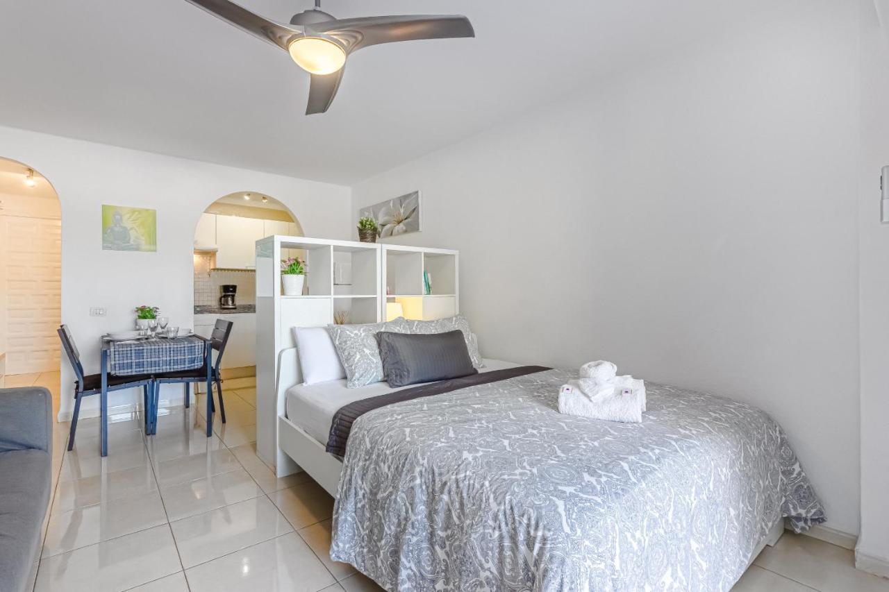 Fantastic Large Studio In Front Of Beach Heated Pool Wifi Arona  Bagian luar foto
