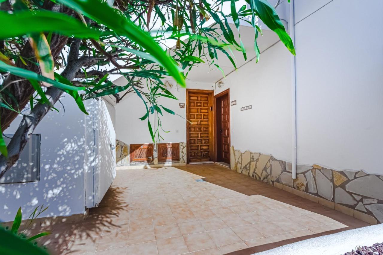 Fantastic Large Studio In Front Of Beach Heated Pool Wifi Arona  Bagian luar foto